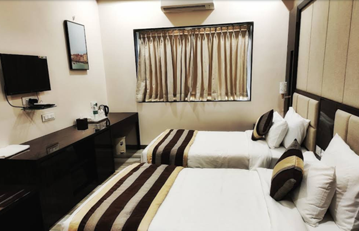 1 x Executive Room 